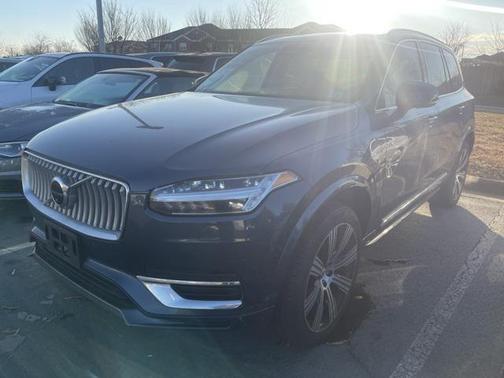 2023 Volvo XC90 Recharge Plug-In Hybrid T8 Plus Bright Theme 7-Seater