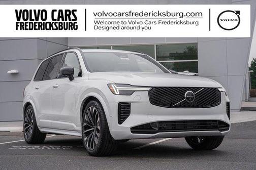 2026 Volvo XC90 B6 Ultra Dark Theme 7-Seater