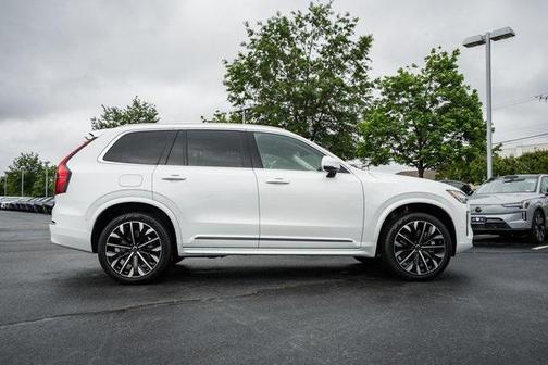 2025 Volvo XC90 Plug-In Hybrid T8 Plus 7-Seater