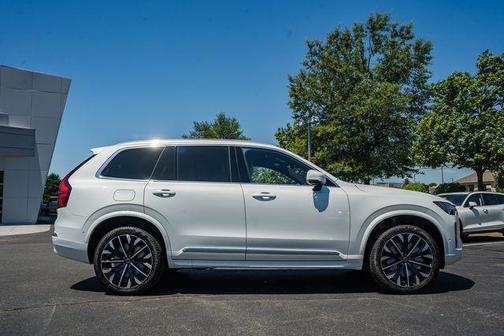 Crystal White Pearl 2026 Volvo XC90 Plug-In Hybrid Ultra, T8 AWD, Electric/Gasoline, Bright, 6 Seats