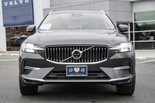 2022 Volvo XC60 Recharge Plug-In Hybrid T8 Inscription
