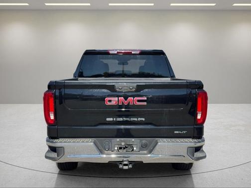 Onyx Black 2024 GMC Sierra 1500 SLT