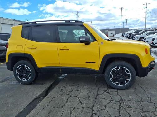 2017 Jeep Renegade Trailhawk