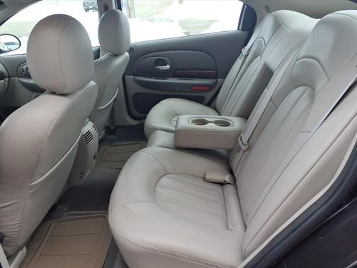 2004 Chrysler 300M Base