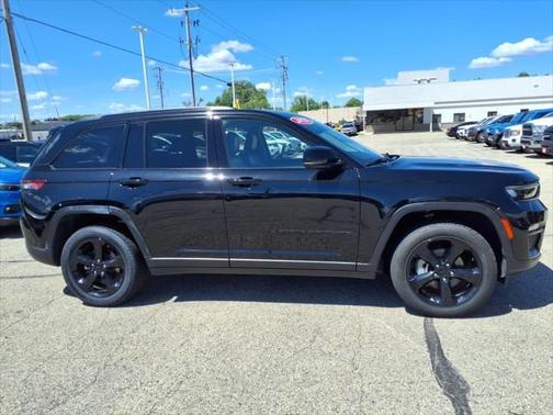 2023 Jeep Grand Cherokee Limited X