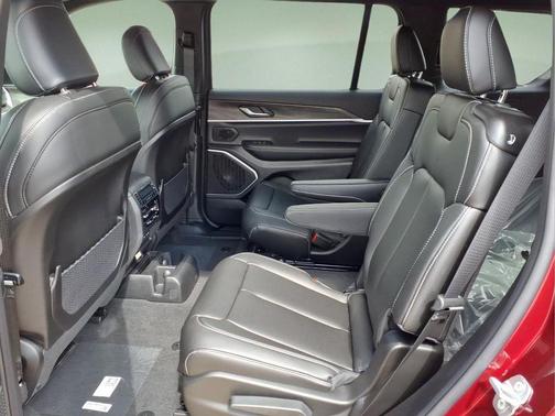 Velvet Red Pearlcoat 2026 Jeep Grand Cherokee L Limited