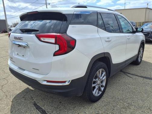2022 GMC Terrain SLT