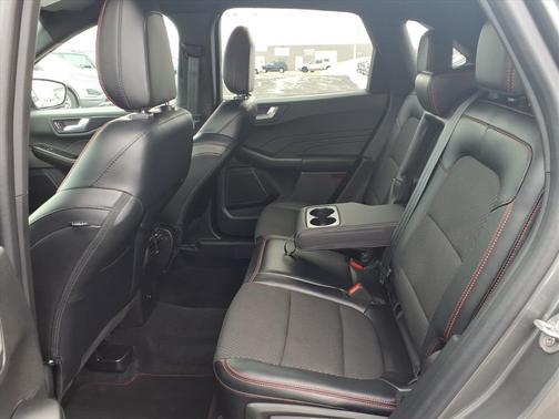 2023 Ford Escape ST-Line Elite