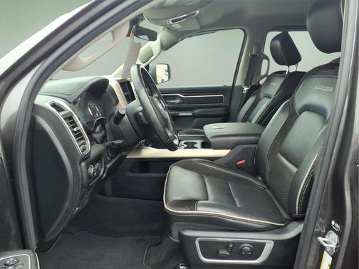 Granite Crystal Metallic Clearcoat 2022 RAM 1500 Laramie