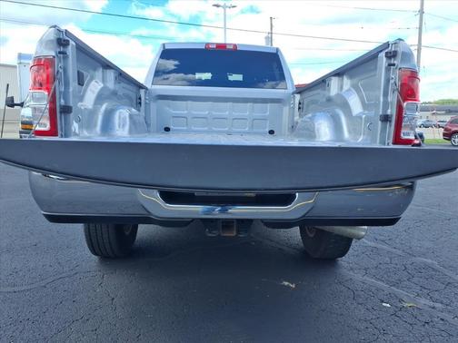 2024 RAM 2500 Big Horn Crew Cab 4x4 8' Box