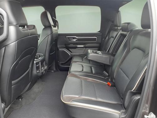 Granite Crystal Metallic Clearcoat 2024 RAM 1500 Laramie