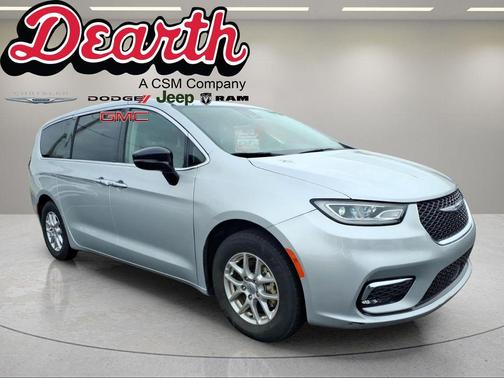 Silver Mist Clearcoat 2024 Chrysler Pacifica Touring L