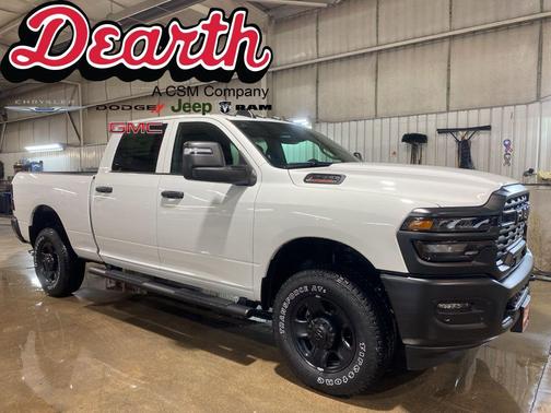 2026 RAM 2500 Tradesman Crew Cab 4x4 6'4' Box