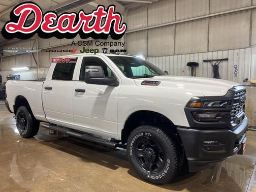 2026 RAM 2500 Tradesman Crew Cab 4x4 6'4' Box