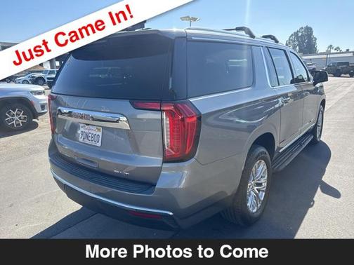 2022 GMC Yukon XL SLT