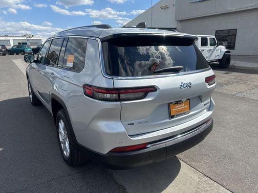 Silver Zynith 2022 Jeep Grand Cherokee L Limited