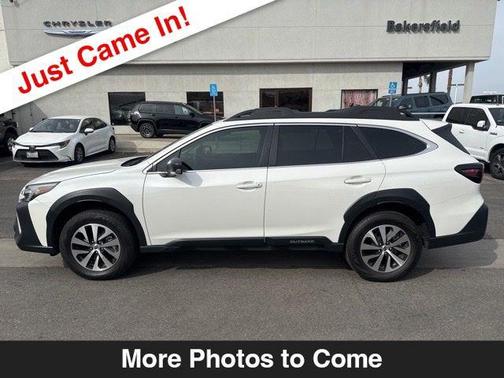 2025 Subaru Outback Base