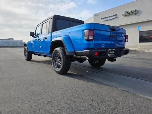 2026 Jeep Gladiator Sport S