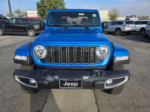 2026 Jeep Gladiator Sport S