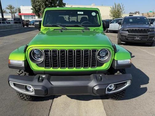 2025 Jeep Gladiator High Tide