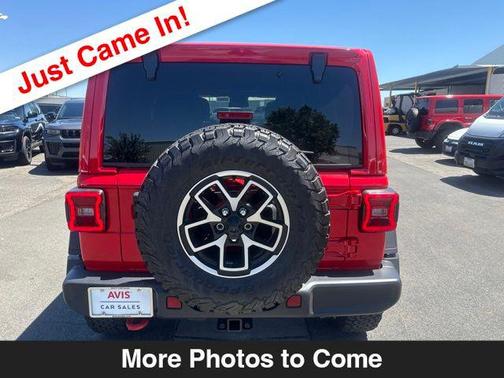 Red Clearcoat 2025 Jeep Wrangler Rubicon