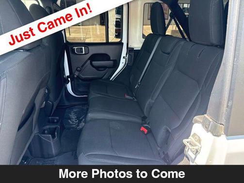 Bright White Clearcoat 2022 Jeep Wrangler Unlimited Sport