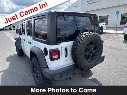 Bright White Clearcoat 2022 Jeep Wrangler Unlimited Sport
