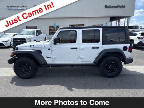 Bright White Clearcoat 2022 Jeep Wrangler Unlimited Sport