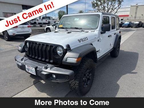 Bright White Clearcoat 2022 Jeep Wrangler Unlimited Sport