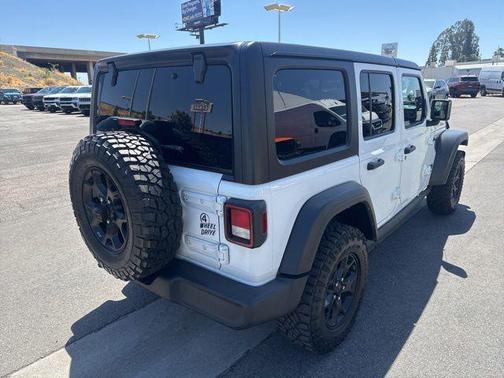 Bright White Clearcoat 2022 Jeep Wrangler Unlimited Sport