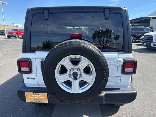 Bright White Clearcoat 2022 Jeep Wrangler Unlimited Sport