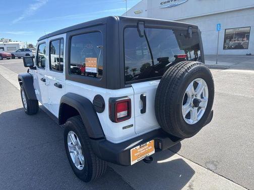 Bright White Clearcoat 2022 Jeep Wrangler Unlimited Sport