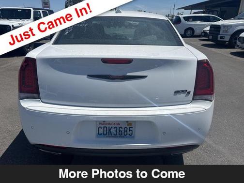2022 Chrysler 300 S