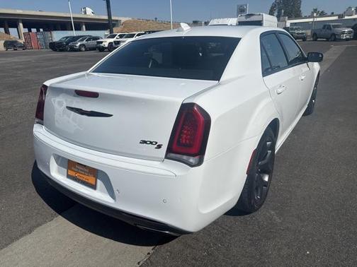 2022 Chrysler 300 S