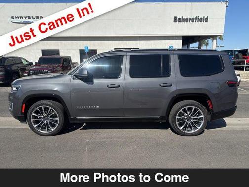 Baltic Gray Metallic Clearcoat 2022 Jeep Wagoneer Series III 4x2