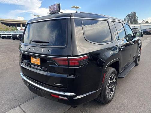 2024 Jeep Wagoneer Series III 4x4