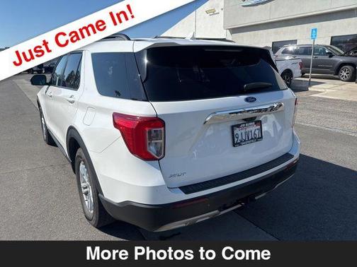 White Metallic 2023 Ford Explorer XLT