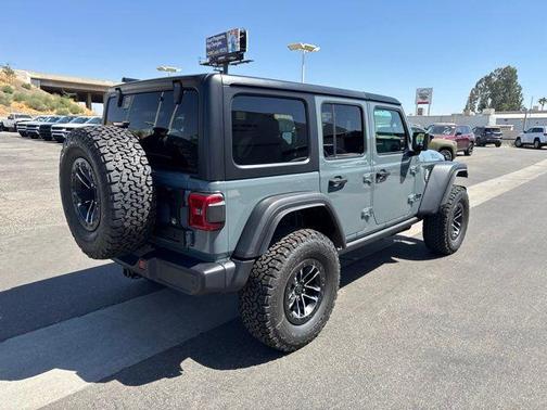Anvil Clear-Coat Exterior Paint 2026 Jeep Wrangler Willys