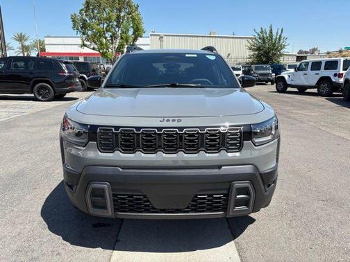 Sting-Gray Clear-Coat Exterior Paint 2026 Jeep Cherokee Laredo 4x4