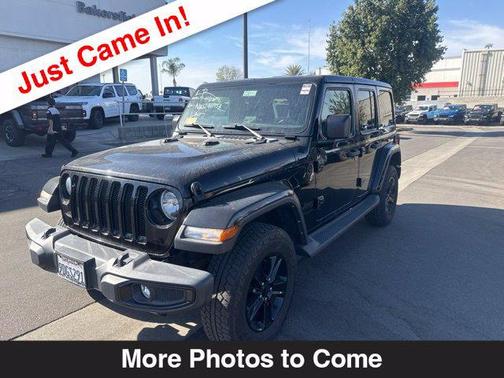 Black Clearcoat 2022 Jeep Wrangler Unlimited Sahara