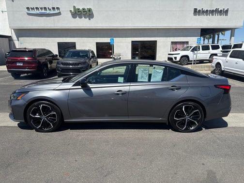 Gun Metallic 2024 Nissan Altima SR FWD