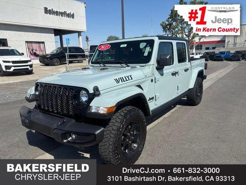 Limited Edition Earl Clearcoat 2023 Jeep Gladiator Willys 4x4