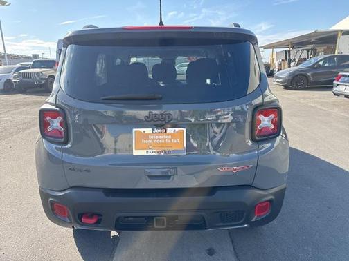 2022 Jeep Renegade Trailhawk