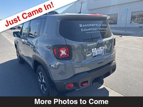 2022 Jeep Renegade Trailhawk