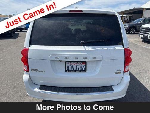 White Knuckle Clearcoat 2018 Dodge Grand Caravan GT