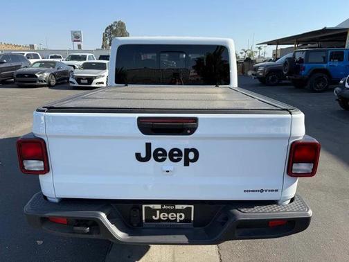 2025 Jeep Gladiator High Tide