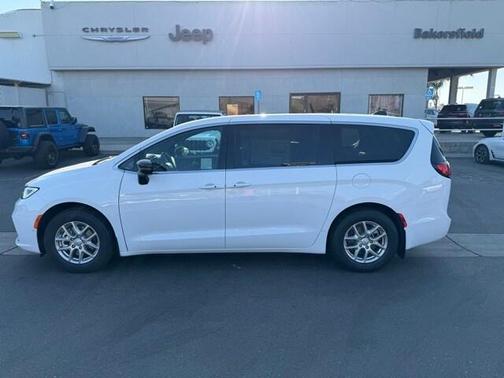 2026 Chrysler Pacifica L