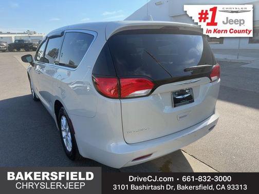 2017 Chrysler Pacifica Touring