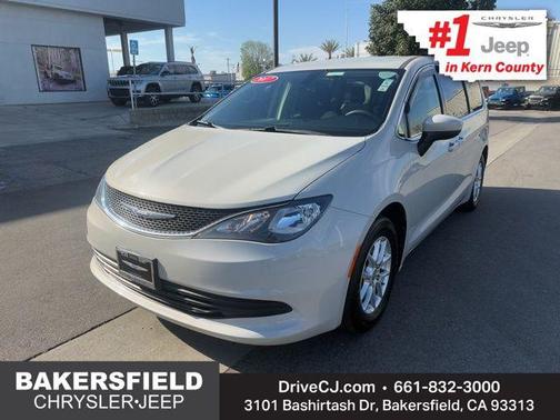 2017 Chrysler Pacifica Touring