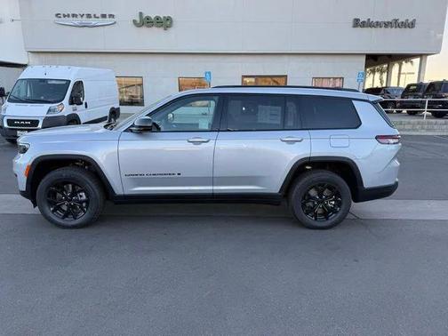 2025 Jeep Grand Cherokee Altitude
